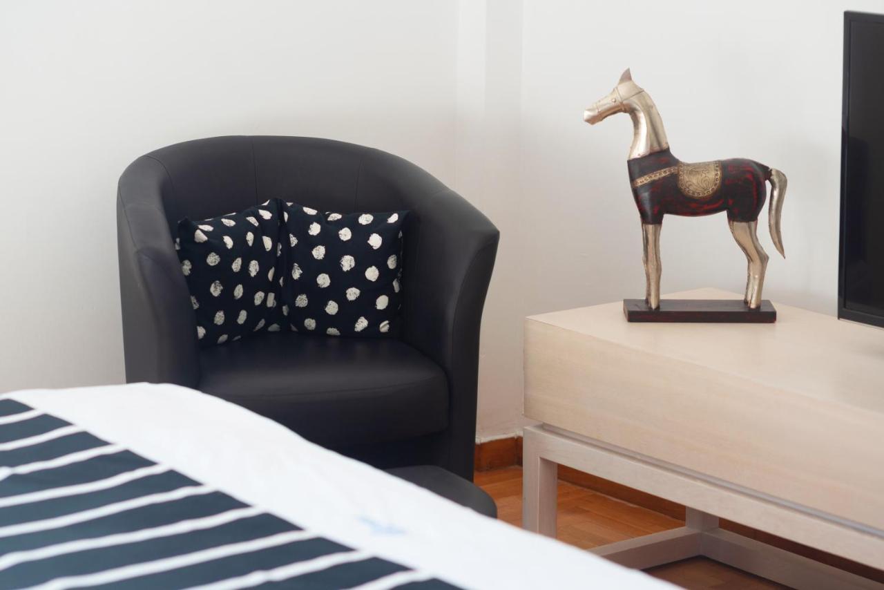 Zeus By Heloni Apartments Atenas Exterior foto